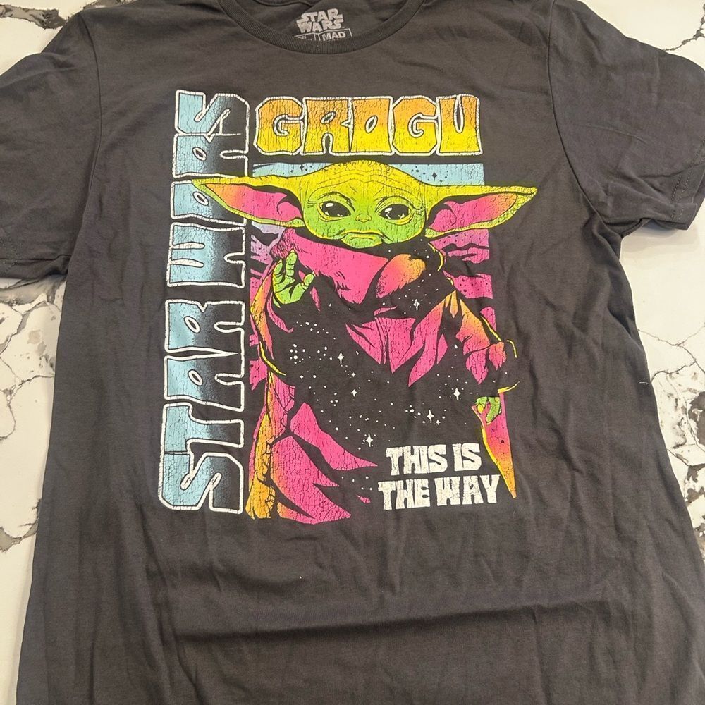 Star Wars Grogu Graphic T-Shirt NWT